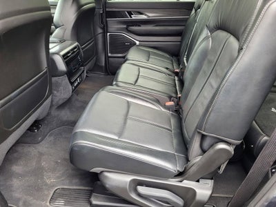 2023 Jeep Wagoneer Series III