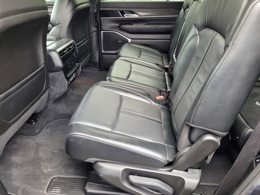 2023 Jeep Wagoneer Series III