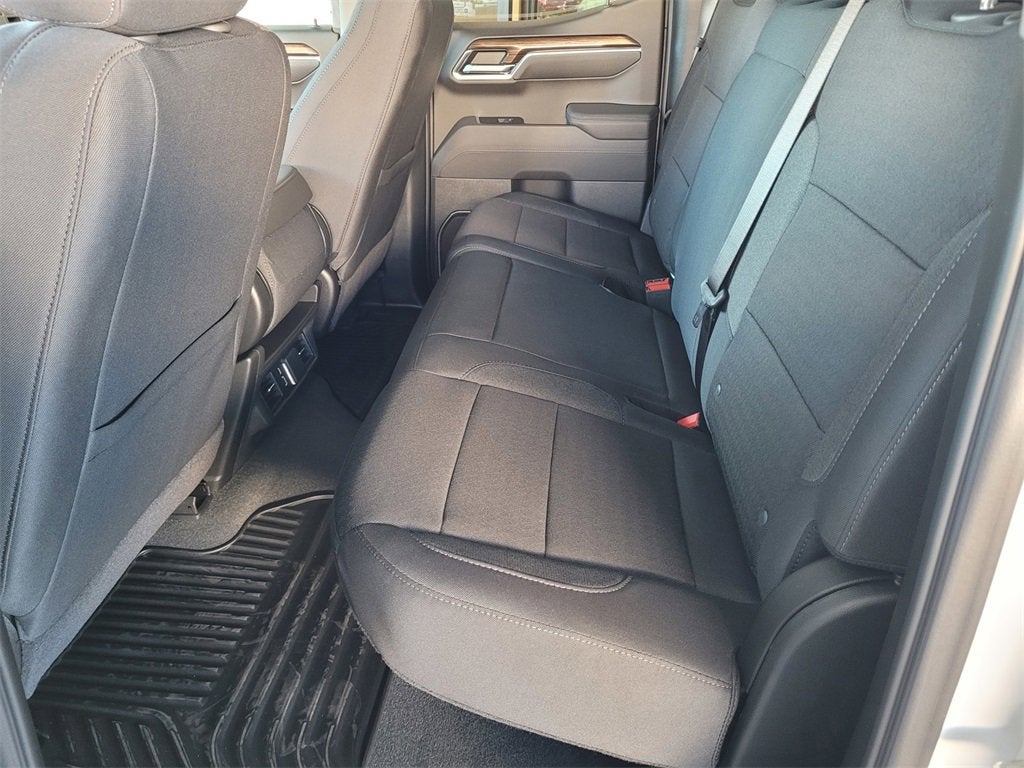 2025 Chevrolet Silverado 1500 LT (2FL)