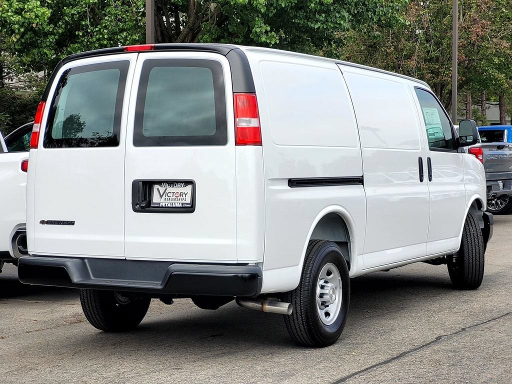 2026 Chevrolet Express Cargo WT