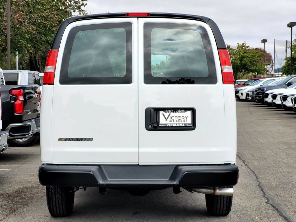 2026 Chevrolet Express Cargo WT