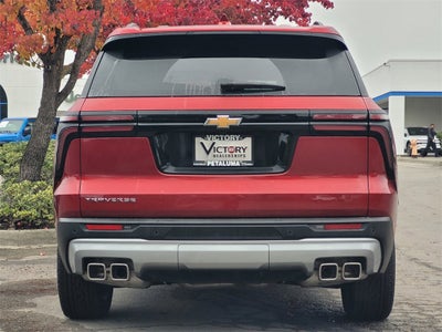 2025 Chevrolet Traverse LT