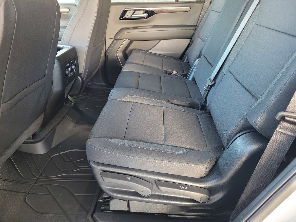 2027 Chevrolet Tahoe LS