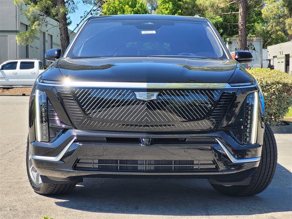 2026 Cadillac VISTIQ Luxury