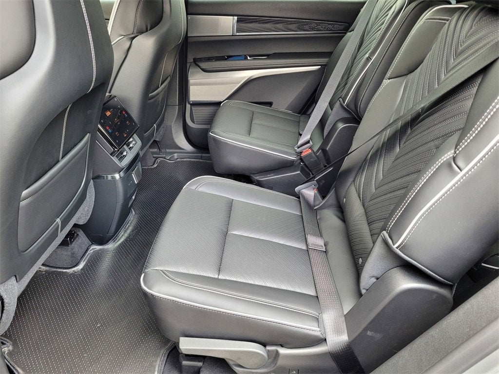 2026 Cadillac VISTIQ Platinum