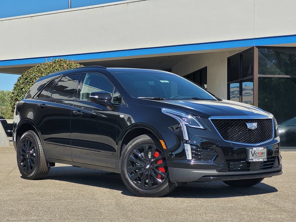 2026 Cadillac XT5 Sport