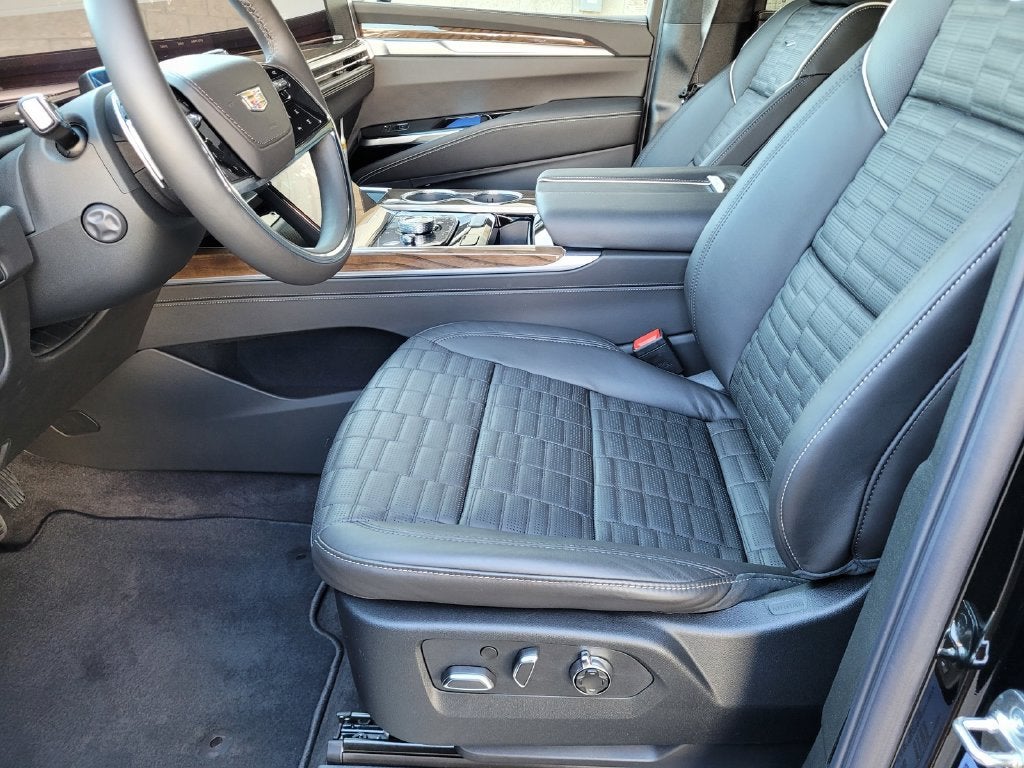 2027 Cadillac Escalade ESV Platinum Sport