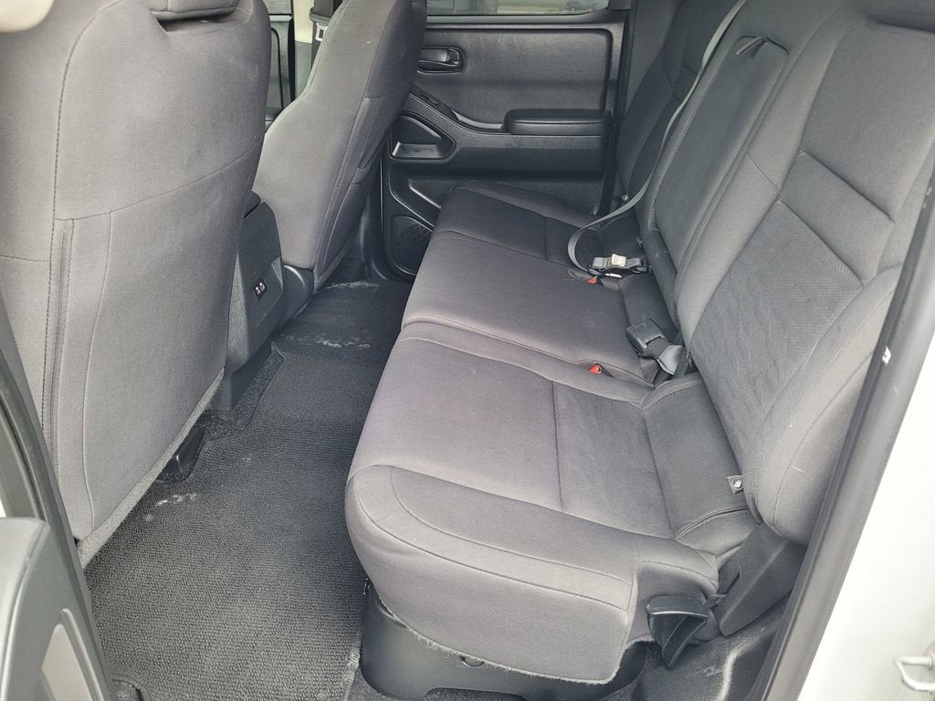 2022 Nissan Frontier S