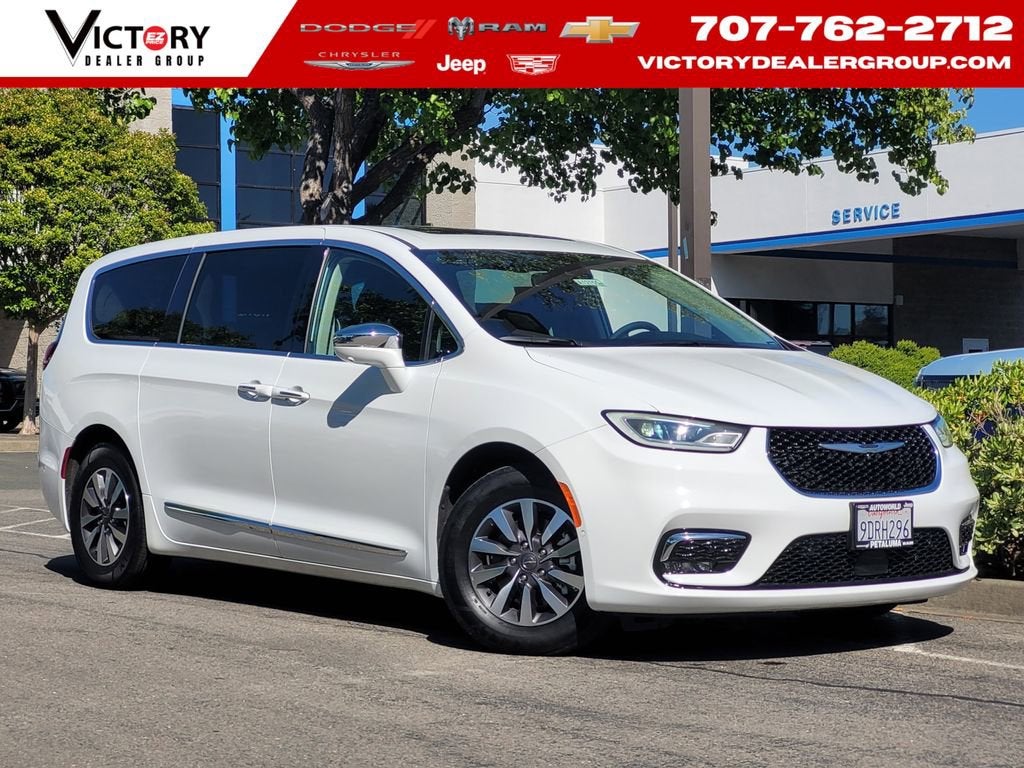 2022 Chrysler Pacifica Hybrid Limited
