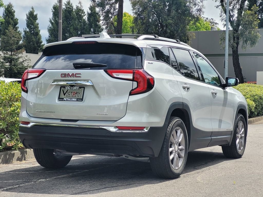 2022 GMC Terrain SLT