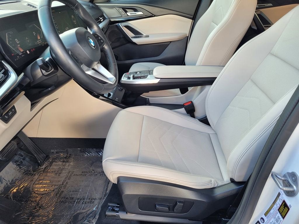 2025 BMW X2 xDrive28i