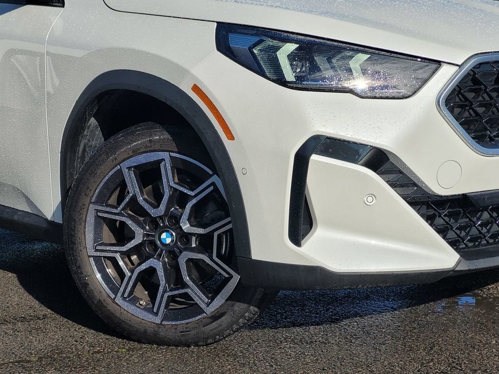 2025 BMW X2 xDrive28i